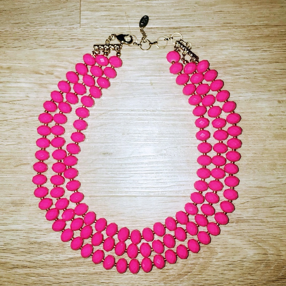 Amrita Singh hot pink beaded necklace